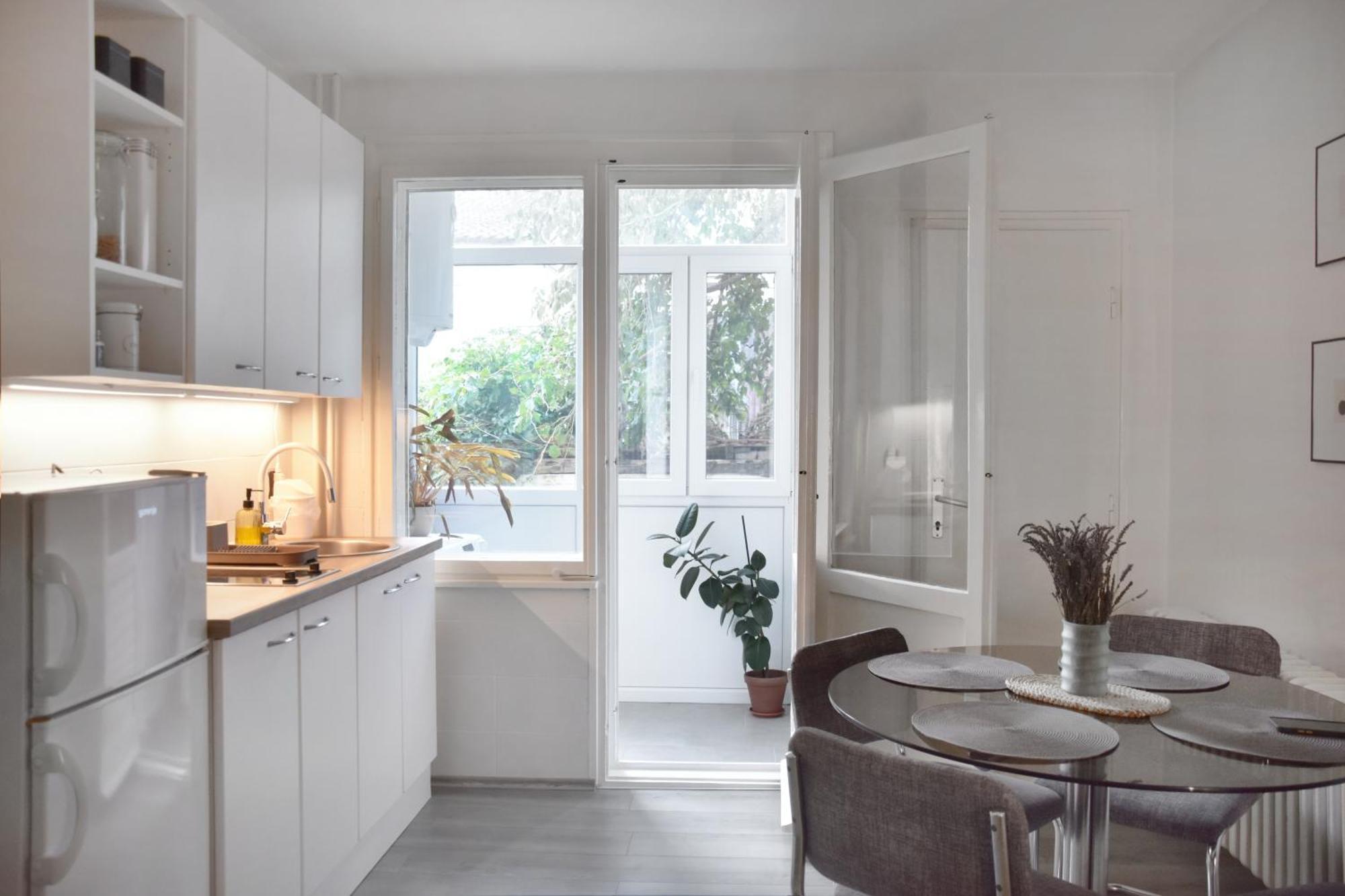 Pannonian Sailor Apartment โนวีซาด ภายนอก รูปภาพ