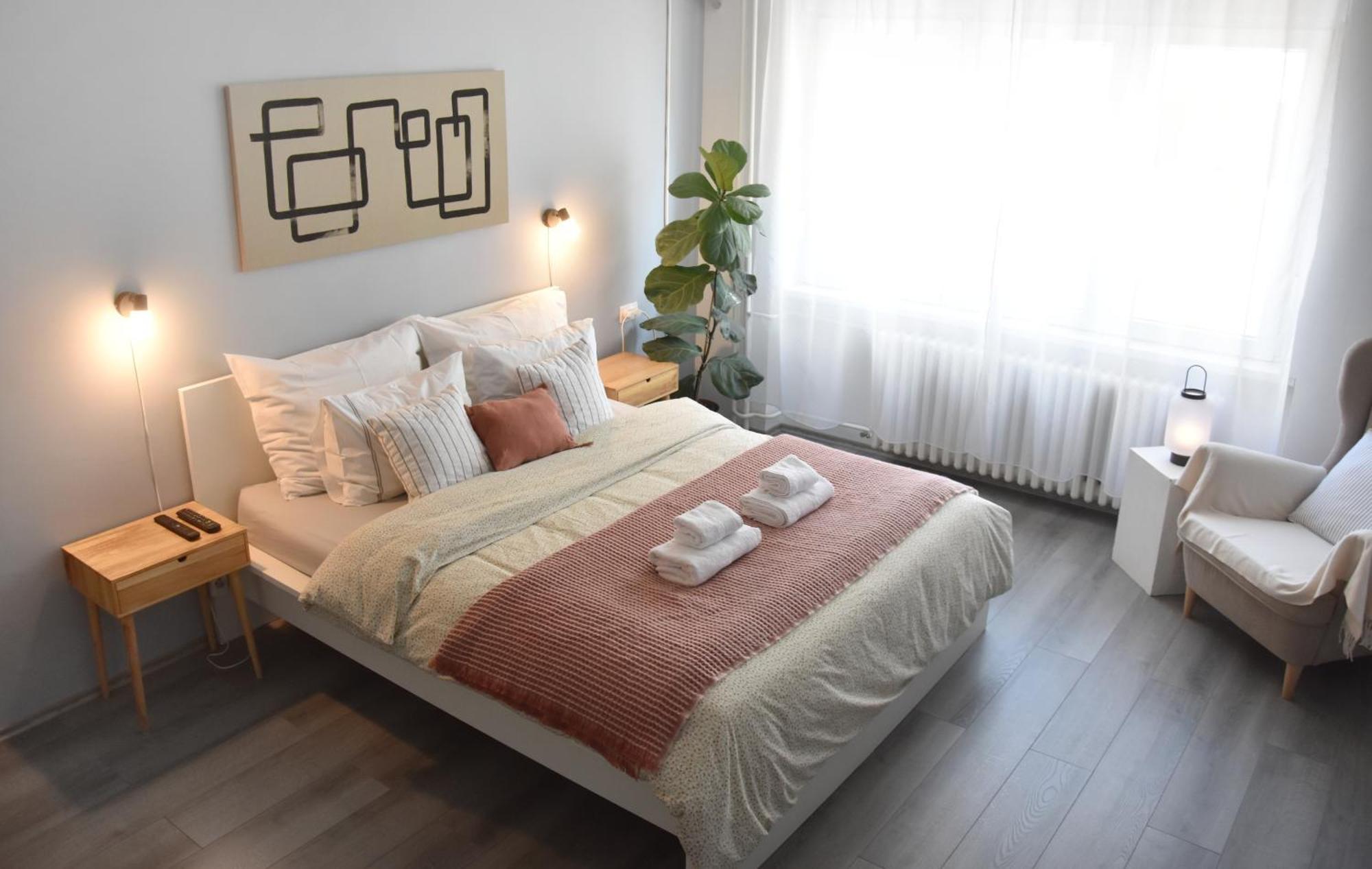 Pannonian Sailor Apartment โนวีซาด ภายนอก รูปภาพ