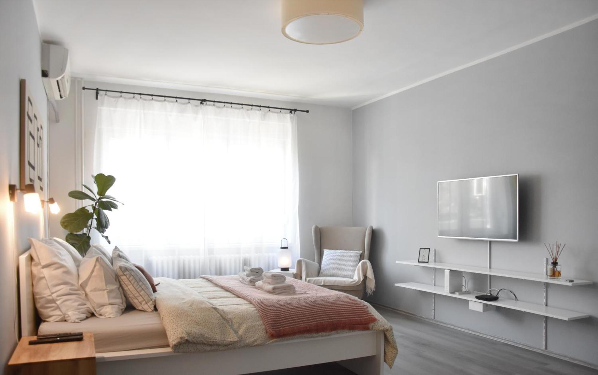 Pannonian Sailor Apartment โนวีซาด ภายนอก รูปภาพ